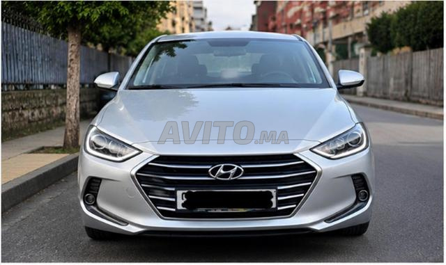 Hyundai Elantra Diesel Automatique 2018 à Tanger