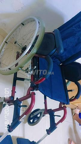 Fauteuil roulant peu utilisé, comme neuf