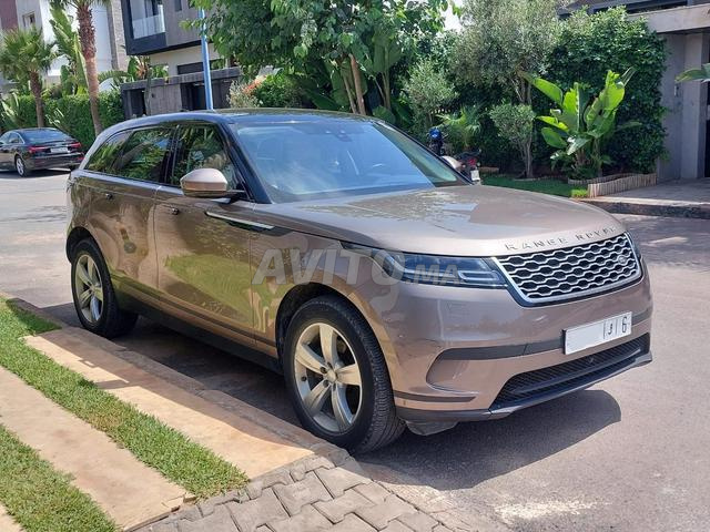 Land-Rover Range Rover Velar