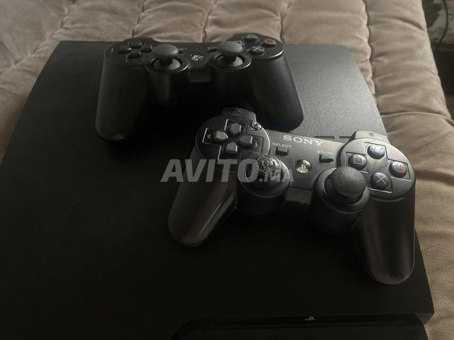 PS3 Slim 160 Go modèle & 2 manettes. - 2
