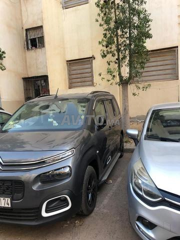 Voiture en très bon état - 2