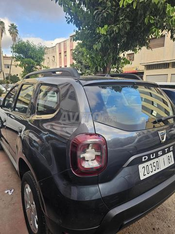 Voiture Dacia - 2