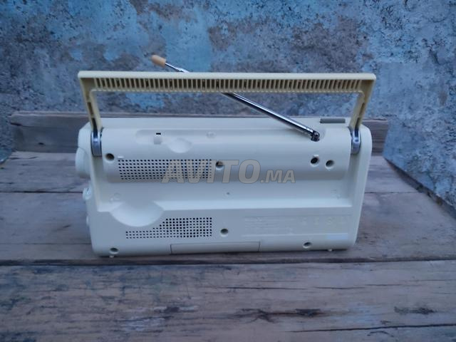 Radio Sony ICF-780 année 1990 - 2