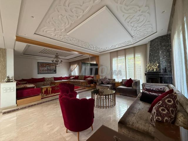 Superbe villa en location meublée à Hay Riad