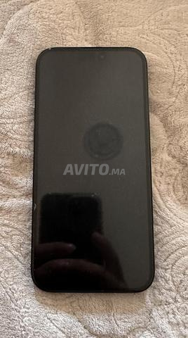 iPhone 16 Pro Max 256GB Prix négociable - 2
