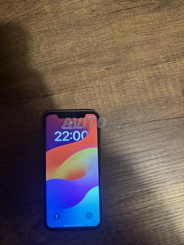 iPhone XR 1000 dhs - 2