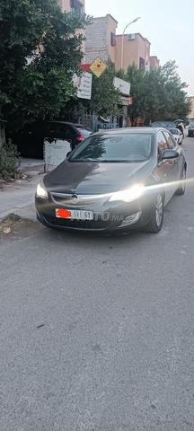 أوبل أسترا 2011 - 2