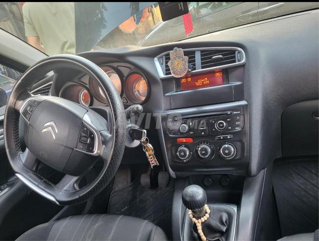 Superbe Citroën C4 toutes options - 2