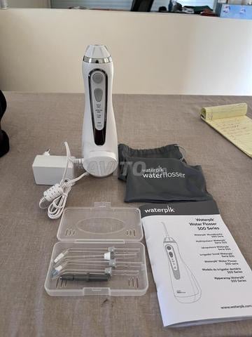 Waterpik Water Flosser Série 500 avec accessoires