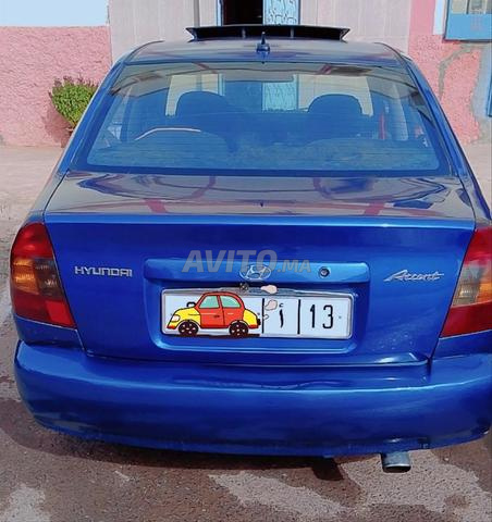 Hyundai Accent - 2