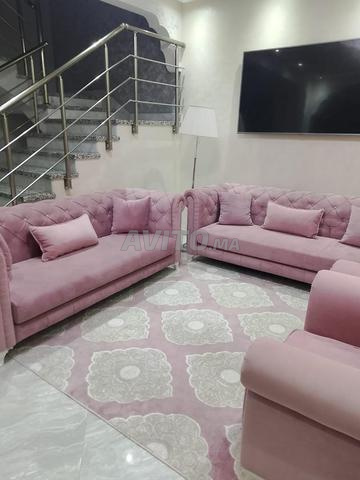 Meubles de salon à vendre en très bon état.
- Lieu : Tanger
Contactez-moi pour plus de détails. - 2