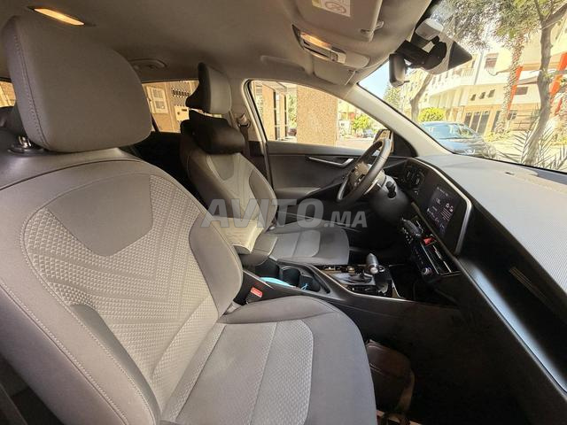 Kia Niro hybride presque neuve