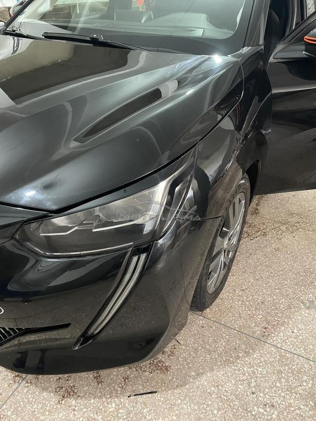 peugoet 208 