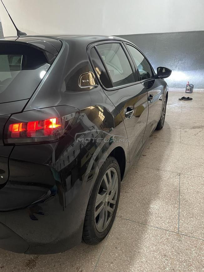 peugoet 208 