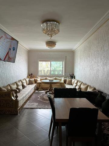 Appartement à louer mensuellement avec 3 chambres et 2 salles de bain à Tétouan