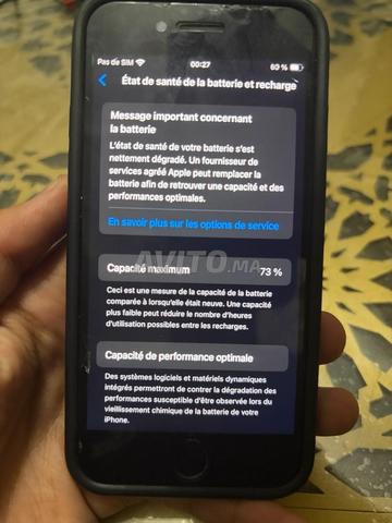 iPhone SE 2 / 128 Go - 2