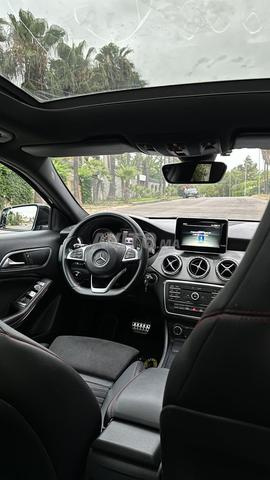 Mercedes benz Gla 220 pack amg