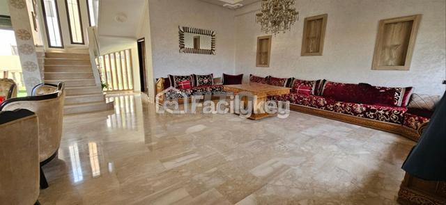Villa de 349 m² à Dar Bouazza - 2