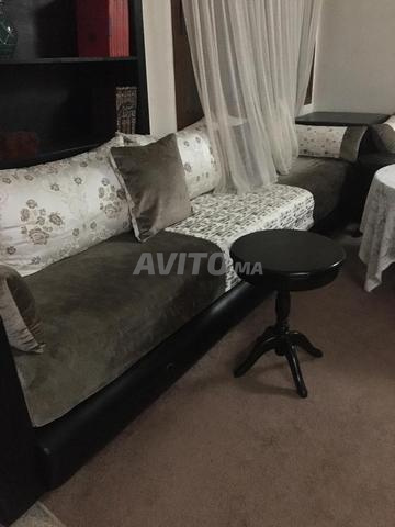 Salon complet en bois et matelassé de bonne qualité - 2