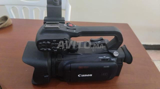 Canon Xa40