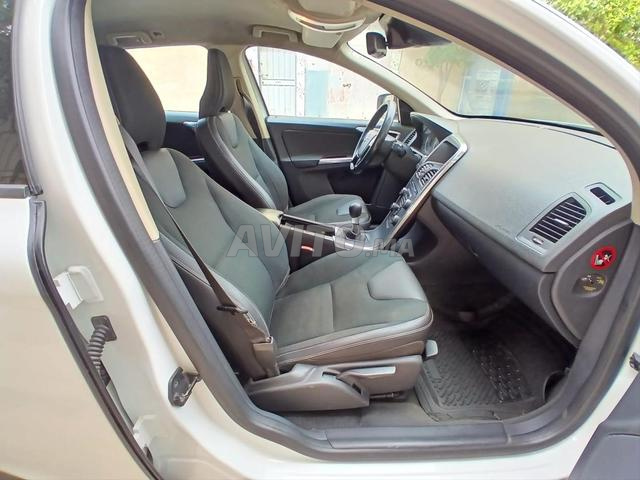 فولفو XC60 ديزل يدوية 2011 في فاس - 2