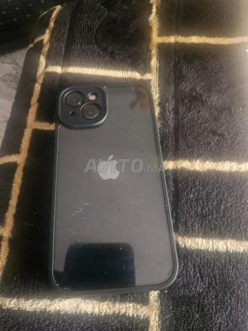 À vendre iPhone 13