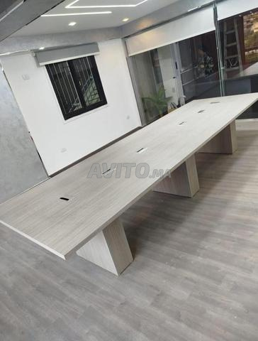 Table de réunion en bois MDF - 2
