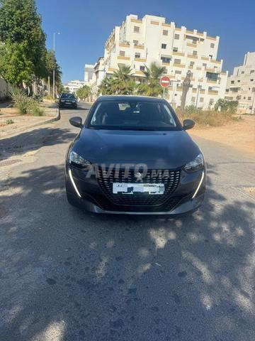 Peugeot 208 - 2