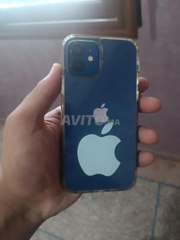 iPhone 12 normal officiel - 2