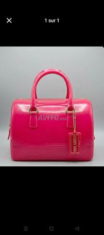 حقيبة يد Furla Candy Bag أصلية وردي فوشيا - 2