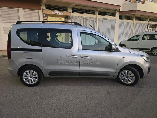 Renault express 2022 smasriya bla tberzit 