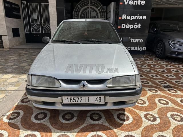 Renault R19 Diesel Manuelle 1994 à Oujda - 2