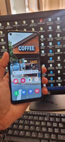Téléphone pratique... à un prix convaincant Samsung A11