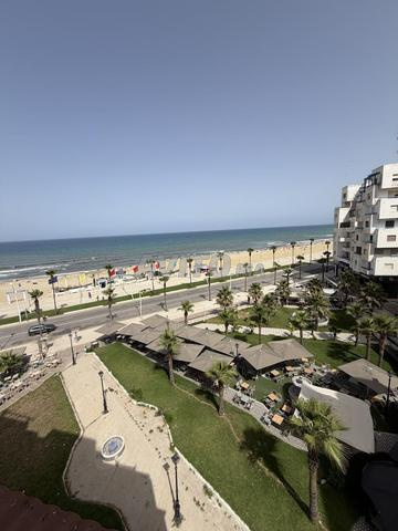 Appartement spacieux à louer sur la Corniche de Martil – Vue sur mer
