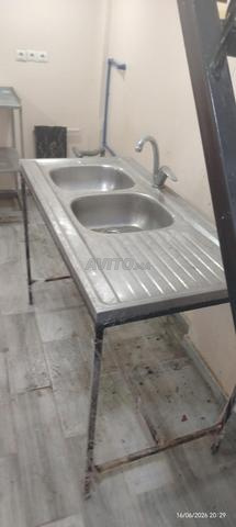 Table vaisselle avec robinet - 2