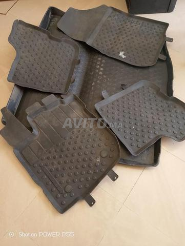 Tapis pour Dacia Logan, 5 disponibles, prix 150 dh