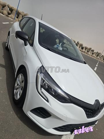رينو كليو ديزل يدوية 2023 في الجديدة - 2