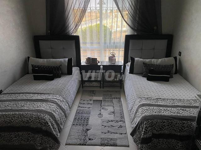 2 lits 2 tables de chevet bureau 3000dh - 2