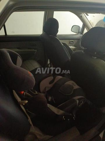 Kia Carens - 2