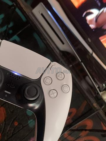 PS5 سليم 1 تيرابايت يدين اثنتين كالجديدة - 2