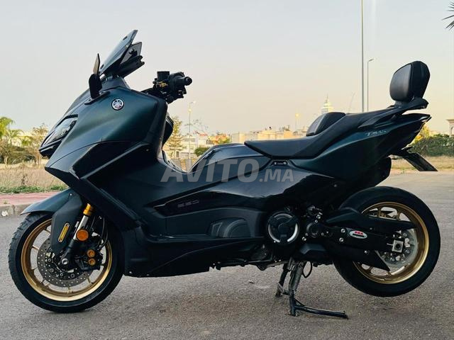 Tmax 560 modèl 2022 dedounae 2024 - 2