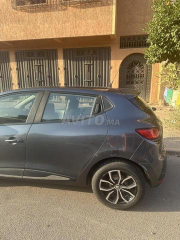 Renault Clio Diesel Manuelle 2018 à Marrakech - 2
