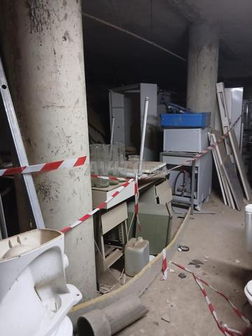 Mobilier et outillage destinés à la vente - 2