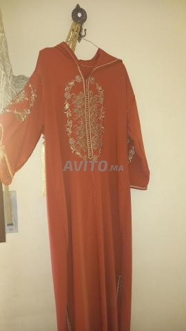 Djellaba marocaine en crêpe élégante, brodée, excellente état, taille XL à vendre