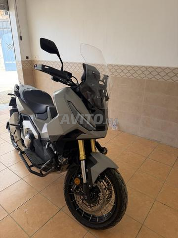 X ADV موديل 2025، شبه جديد للبيع