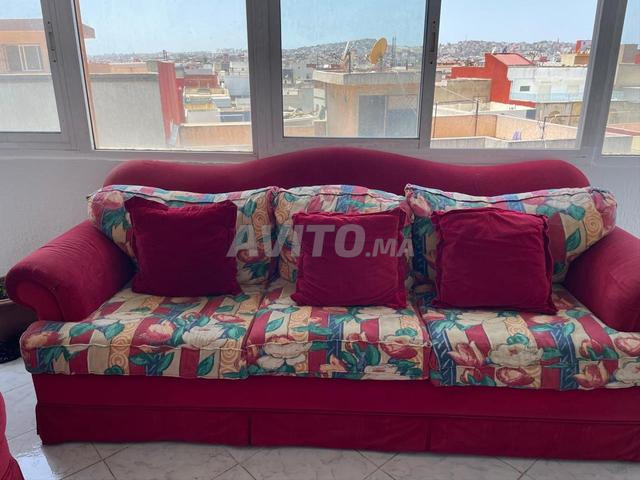 Ensemble de 4 pièces. Canapé, 2 fauteuils et pouf - 2