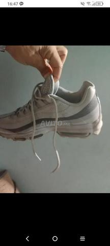 Baskets Nike originales taille 41 propres - 2