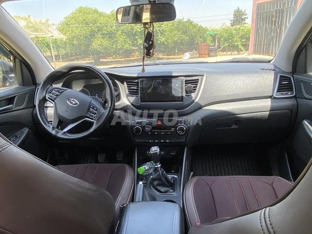 Hyundai Tucson Diesel Manuelle 2018 à Meknès - 2
