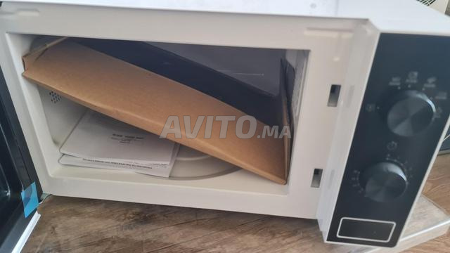 MICRO-ONDES MWP 101 W BLANC 20L 700W WHIRLPOOL - 2