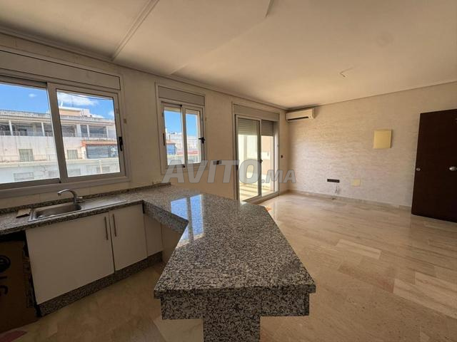 Appartement non meublé avec terrasse à Iberia